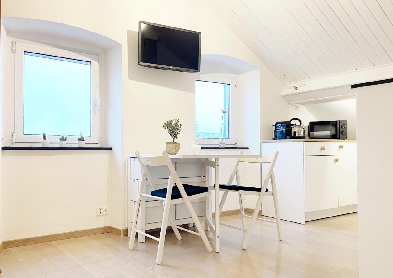 La Finestra Sull'Oasi Apartment Genoa Luaran gambar
